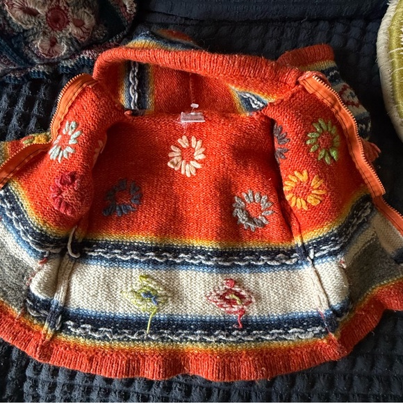 Hand knit native Indian Arts zip sweater floral Aztec jacket 100% wool girls - Picture 5 of 10